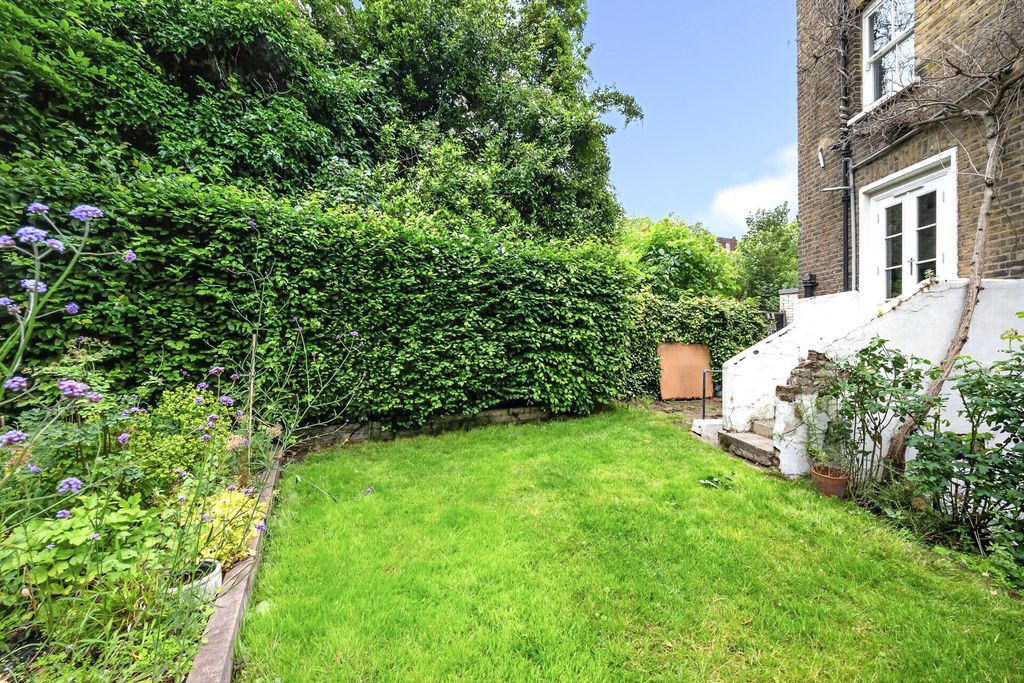 Property photo 2 of 13