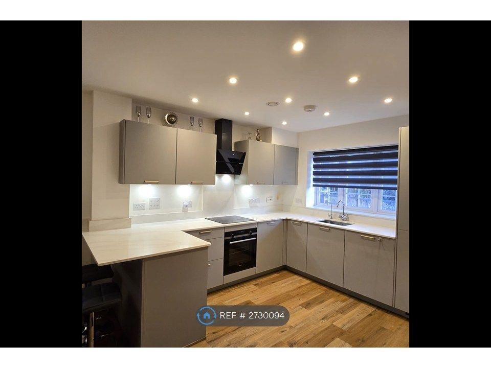 Property photo 1 of 30