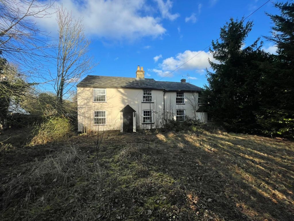 Property photo 1 of 28