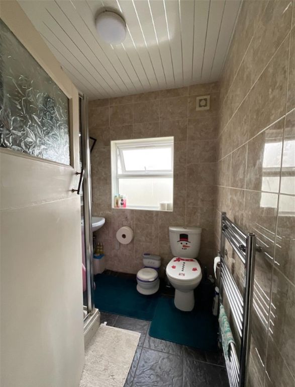 Property photo 2 of 10 65687