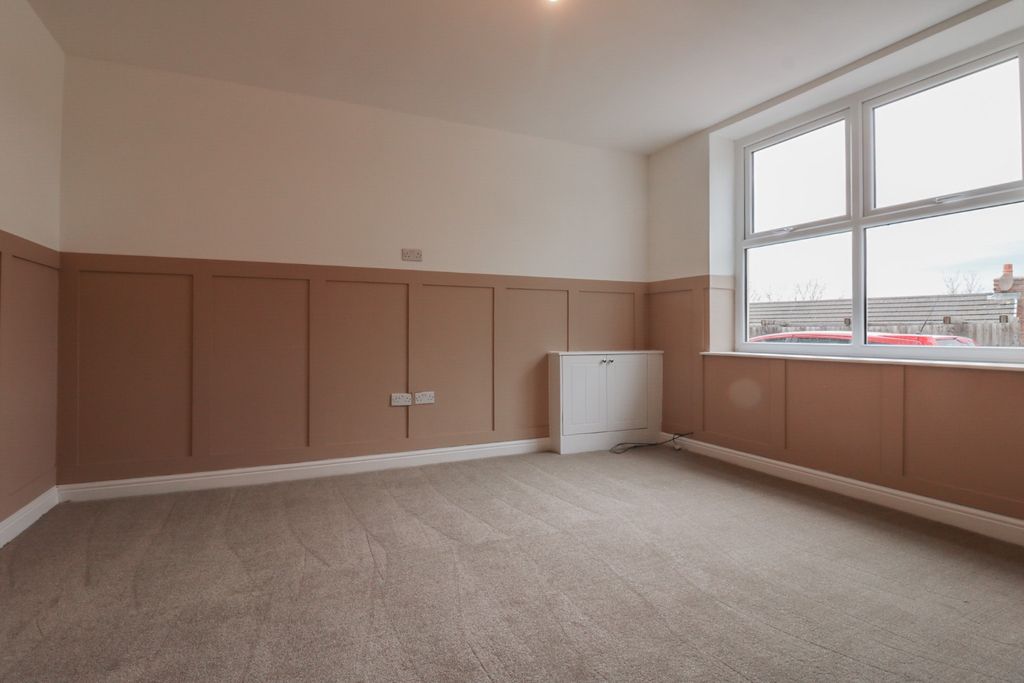 Property photo 3 of 19 4741163