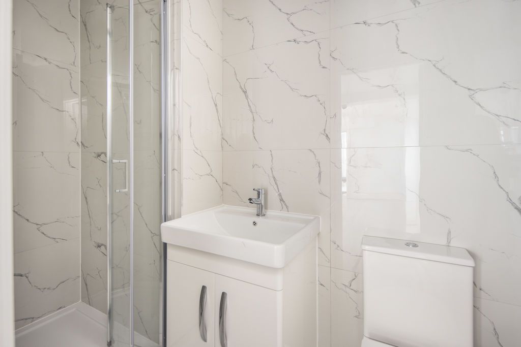 Additional image 16 of 5 bed flat to rentSharers Welcome IG1