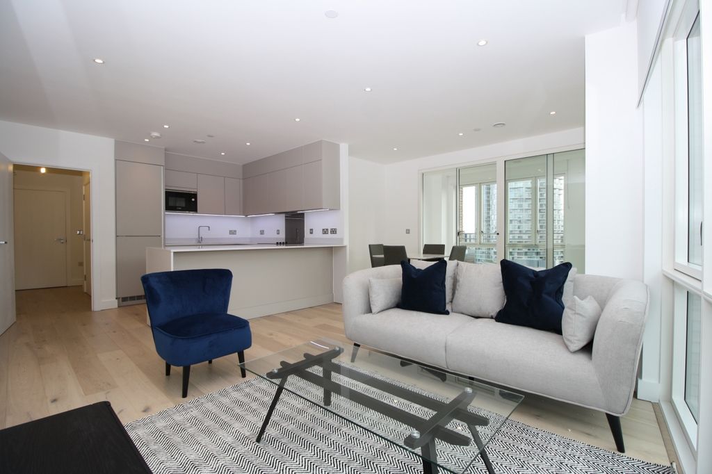 Property photo 1 of 11 Living Area