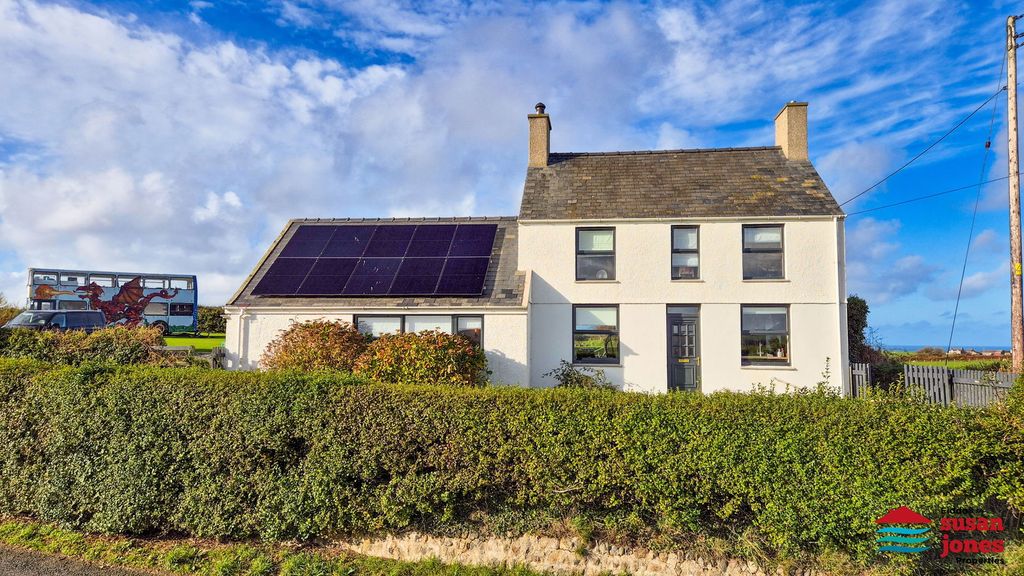 Property photo 1 of 30