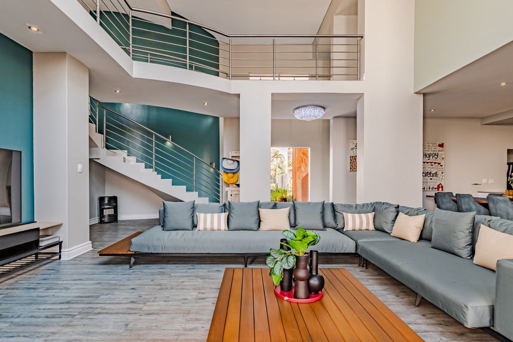 Property photo 1 of 51 Pt1710769