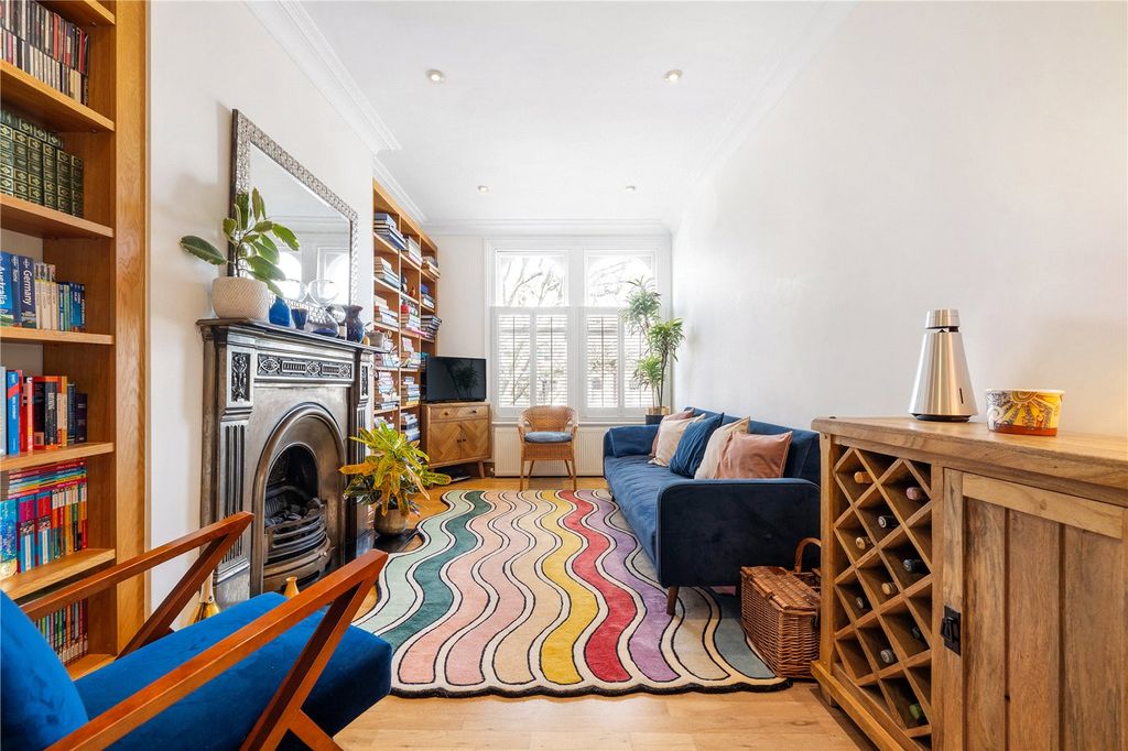 Property photo 2 of 15 Reception