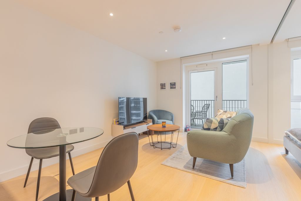 Property photo 1 of 15 Picture No. 12