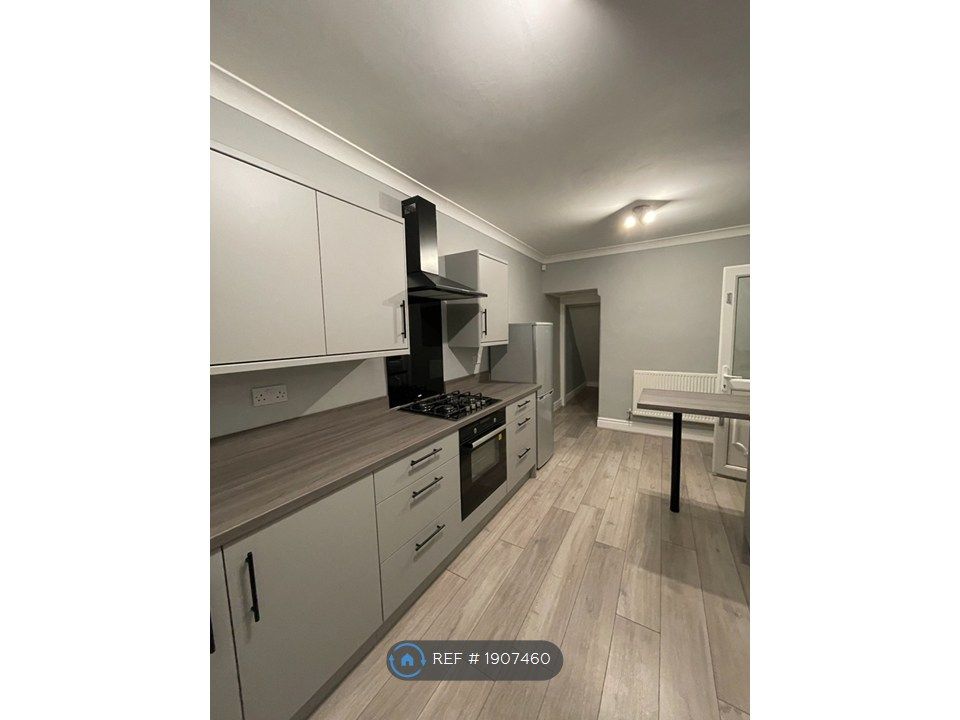 Property photo 1 of 16 Kitchen