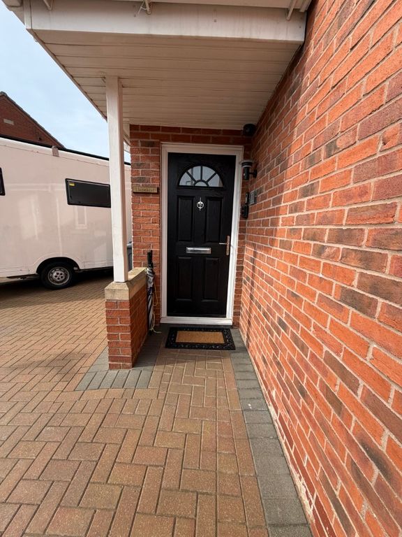 Property photo 2 of 38