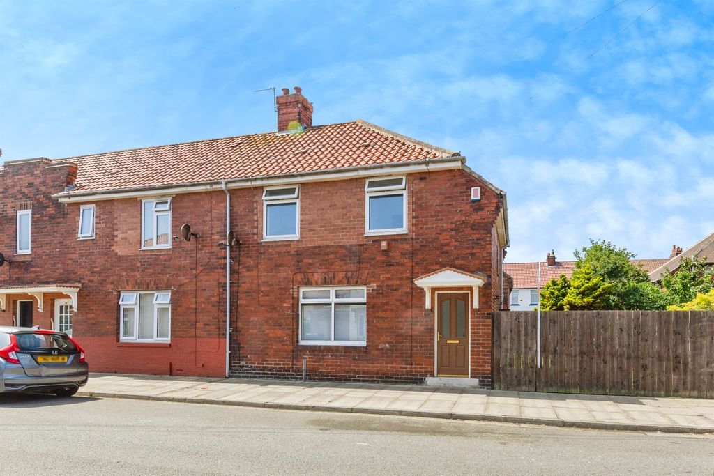 Property photo 1 of 11