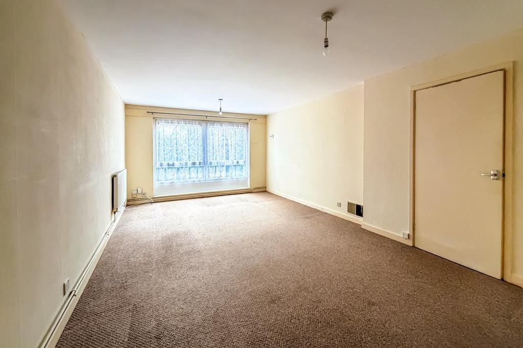 Property photo 2 of 16 Lounge/Diner