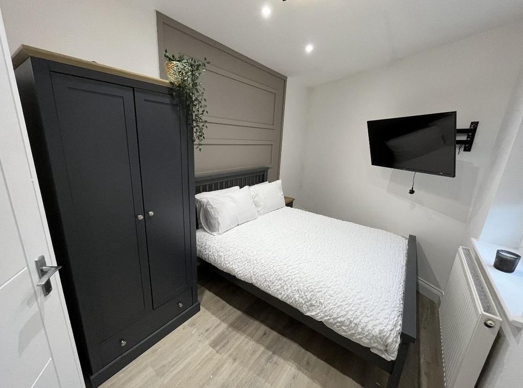 Property photo 1 of 6 Img_4289 (002).Jpeg