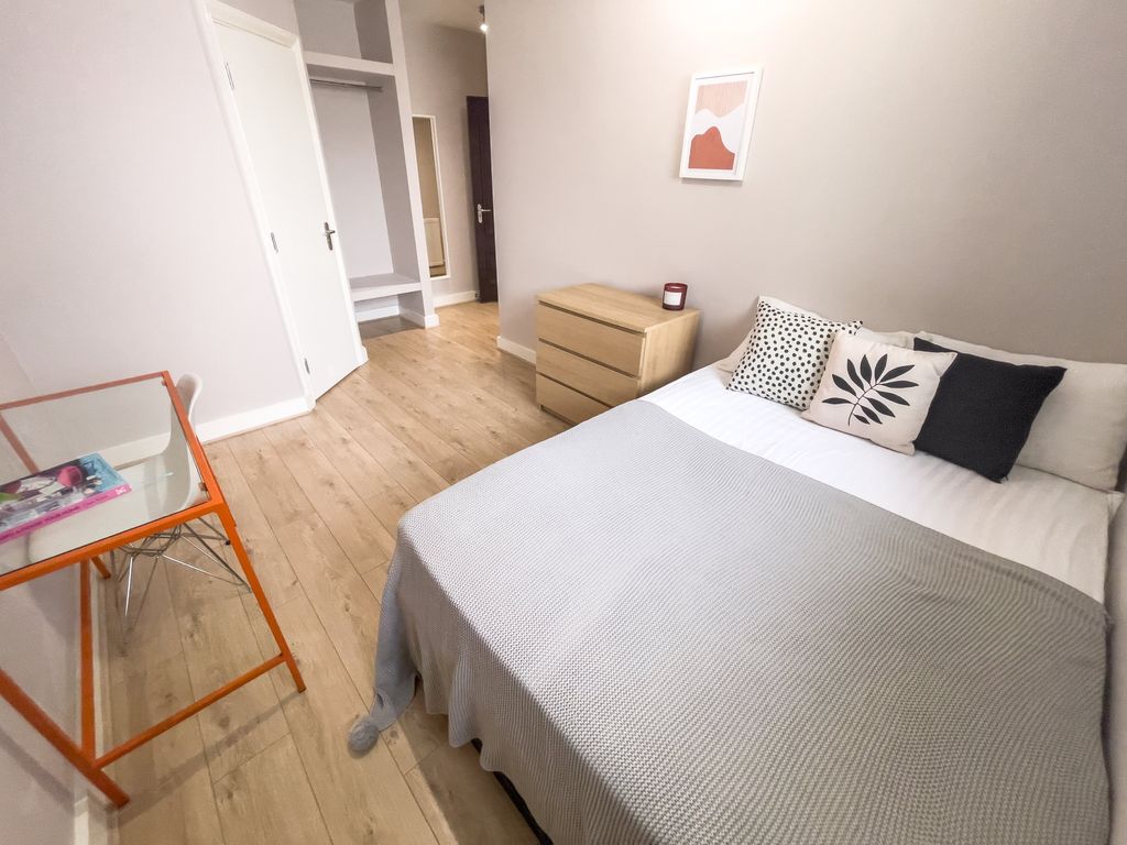 Property photo 3 of 14 Img_2577