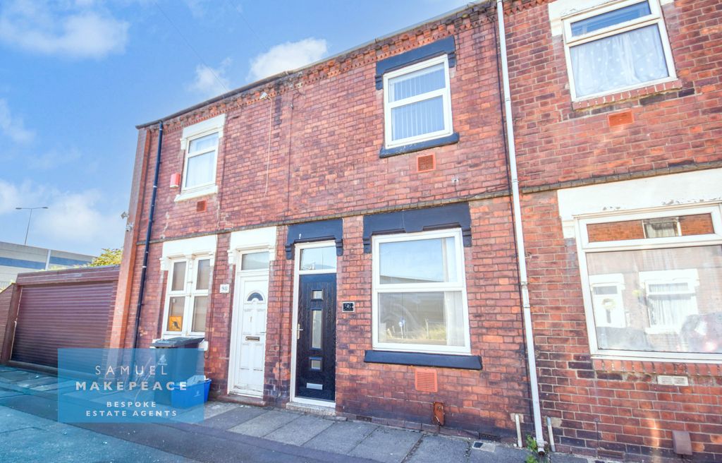 Property photo 1 of 14 Recently Renovated Two Bedroom Terraced For Sale