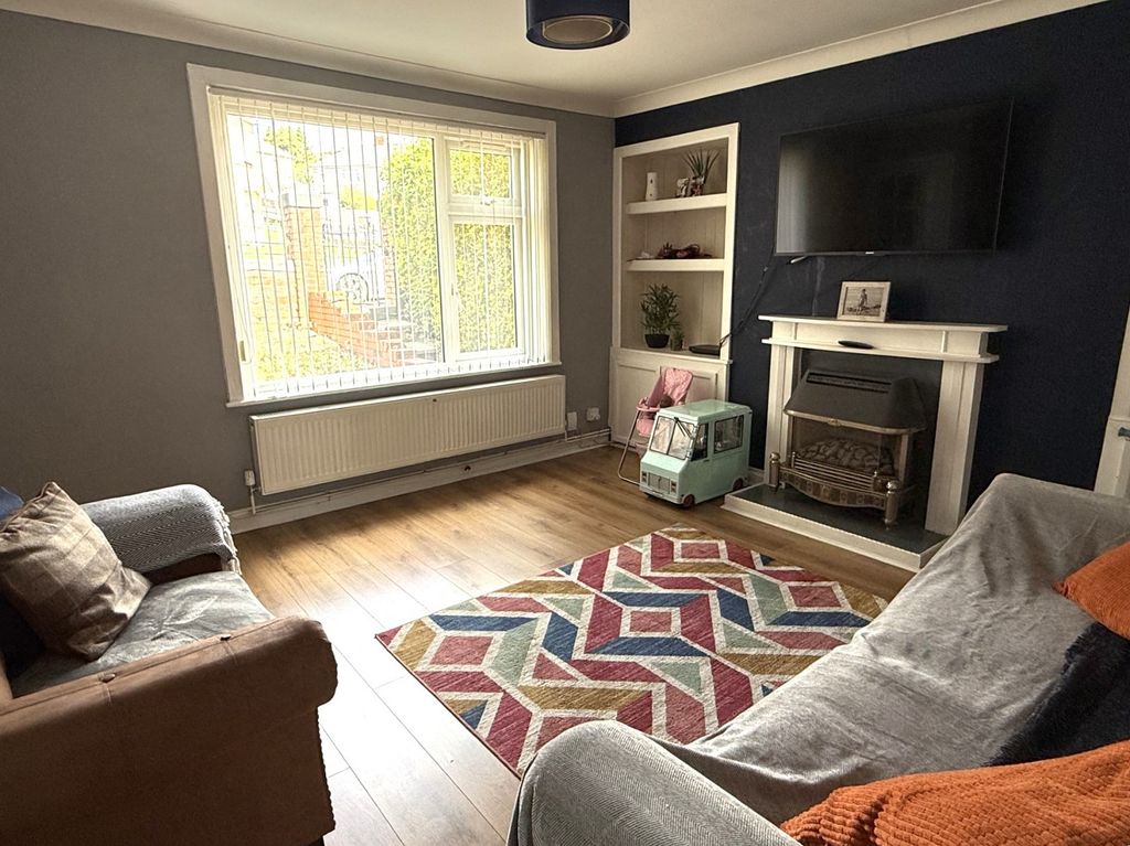 Property photo 2 of 11 Not Specified