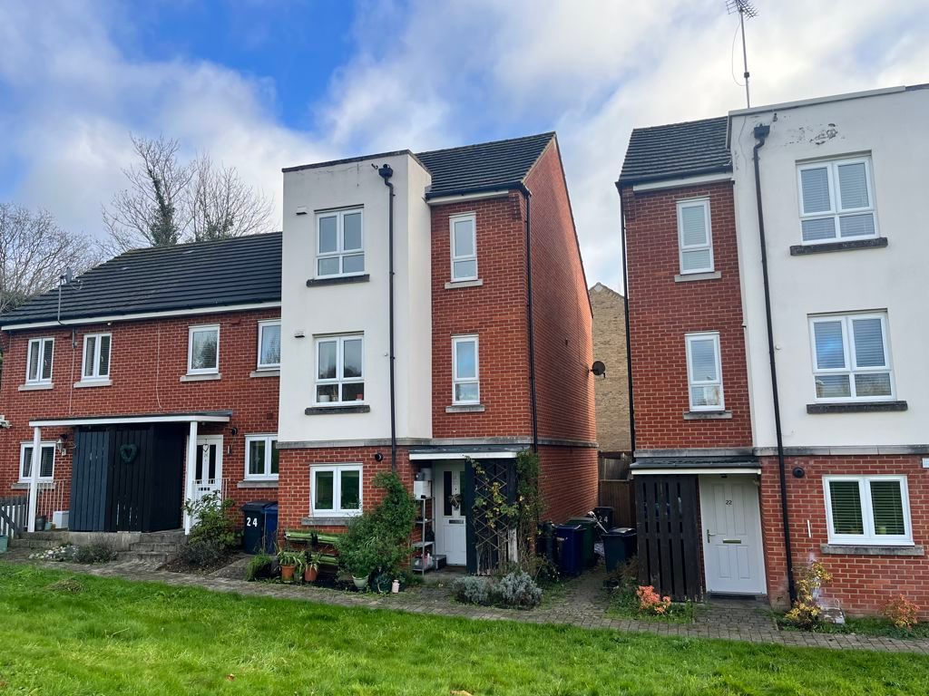 Property photo 1 of 12 Photo 14