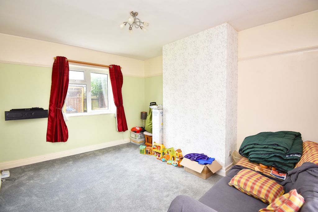 Property photo 3 of 9