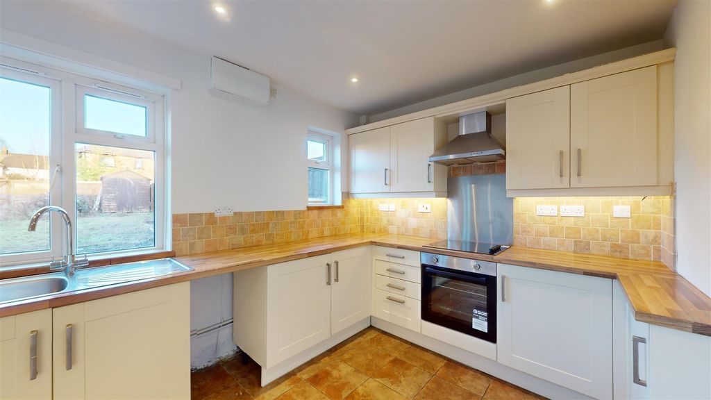 Property photo 3 of 9 13-Lancaster-Road-11292023_185800.Jpg