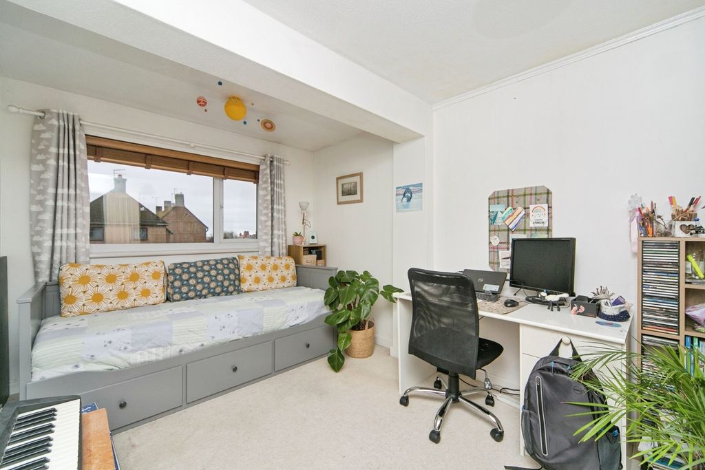 Property photo 3 of 19 Pbox-Img.Jpg