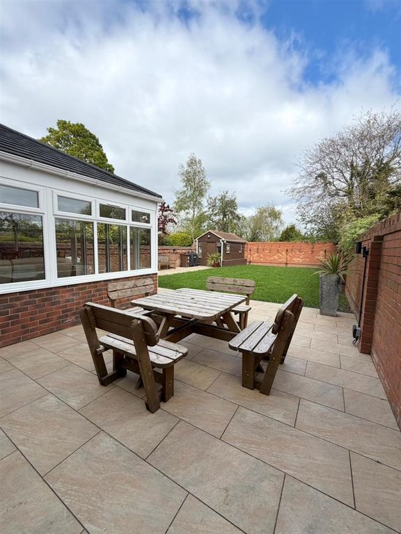 Additional image 17 of 6 bed property for saleMoorside North, Newcastle Upon Tyne NE4