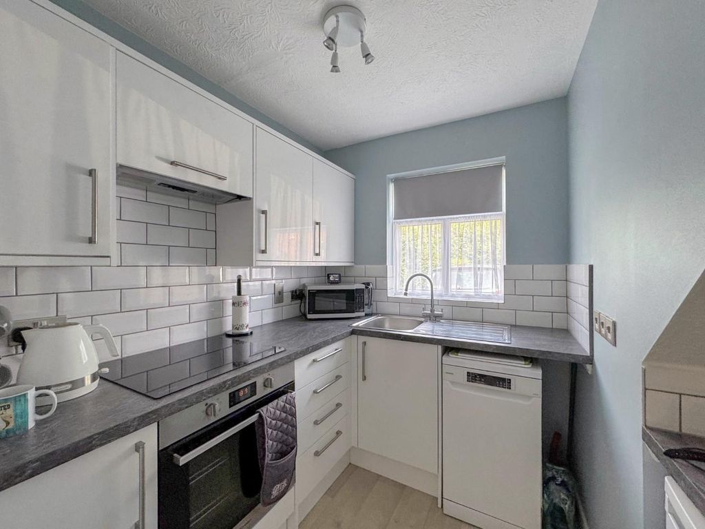 Property photo 3 of 7 9.Jpg