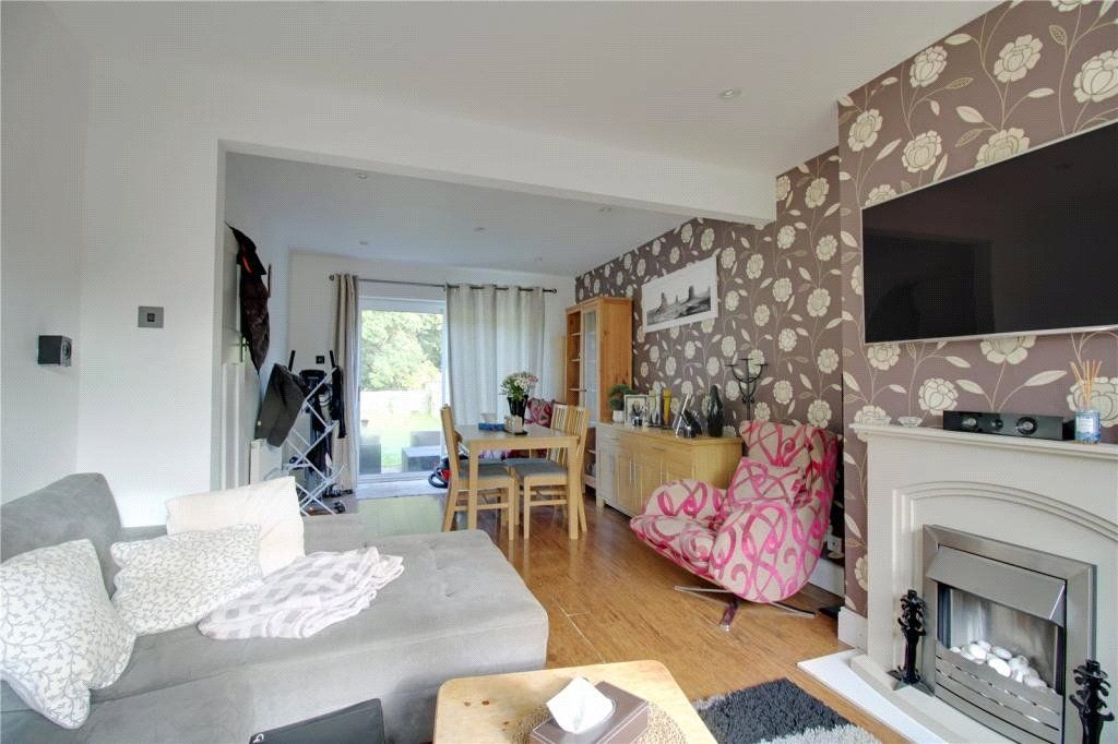 Property photo 2 of 8 Picture No. 14