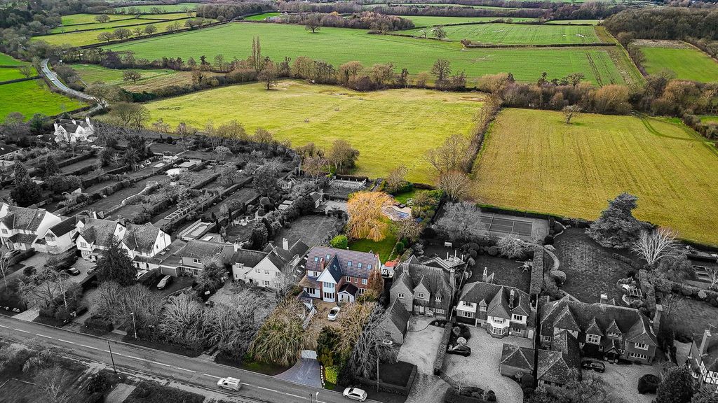 Property photo 3 of 33