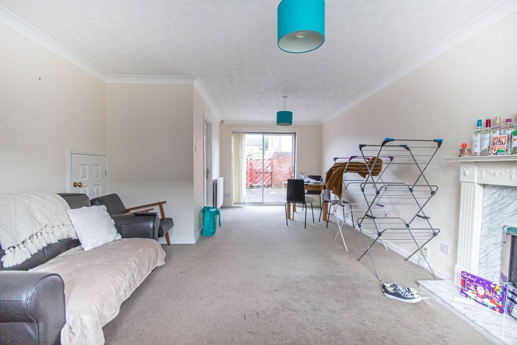 Property photo 2 of 10 2