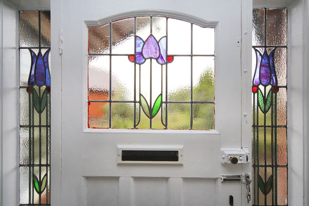 Property photo 2 of 23