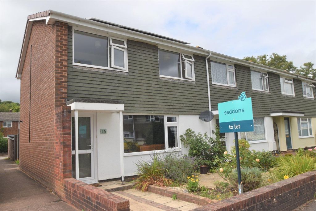 Property photo 1 of 9 Tiverton Seddons