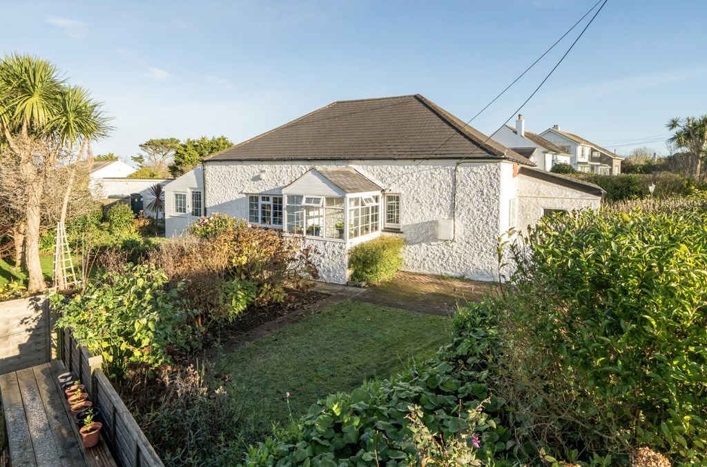 Property photo 2 of 30 2 - 1395261-2-695Cee0...