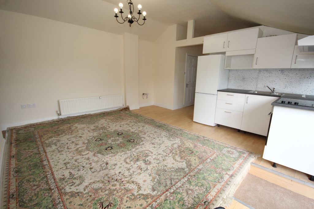 Property photo 2 of 6 Photo 1