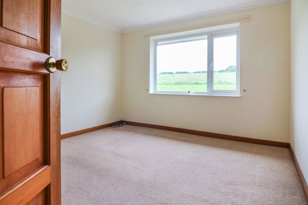 Additional image 20 of 6 bed detached house for saleSt. Barnabas Road, Barnetby DN38