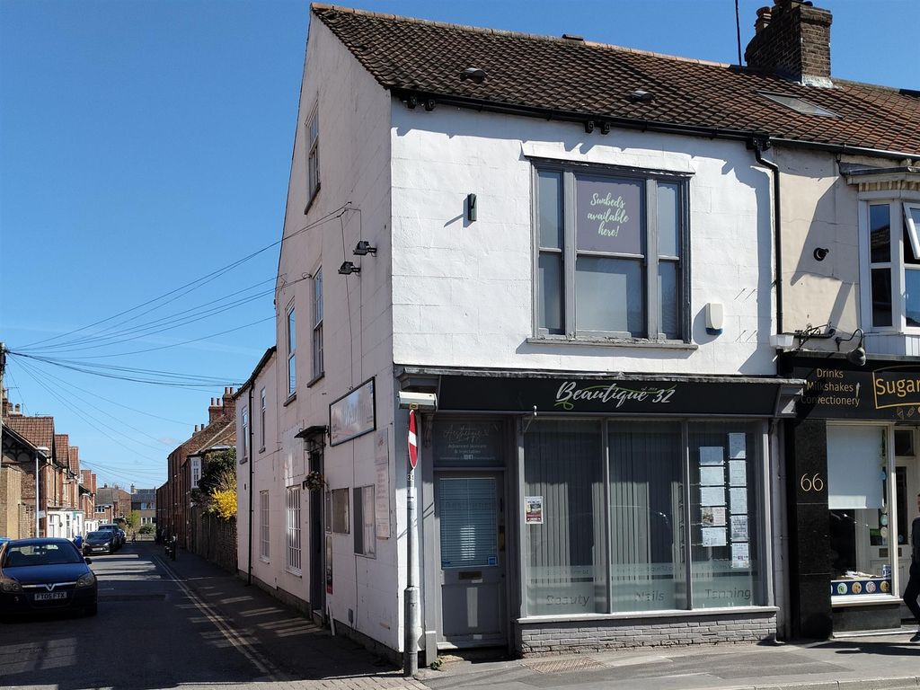 Property photo 1 of 8 Photo 0