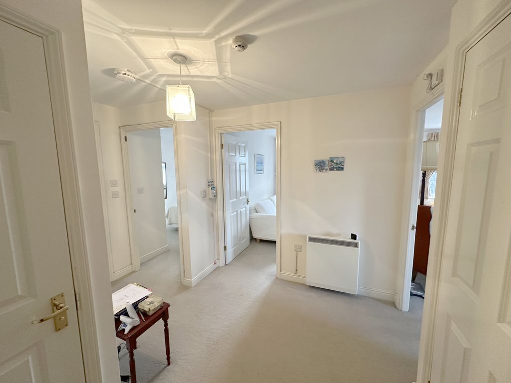 Property photo 3 of 25 Hallway