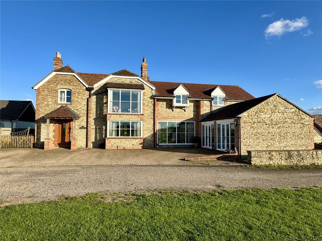 Property photo 1 of 23 Picture No. 31