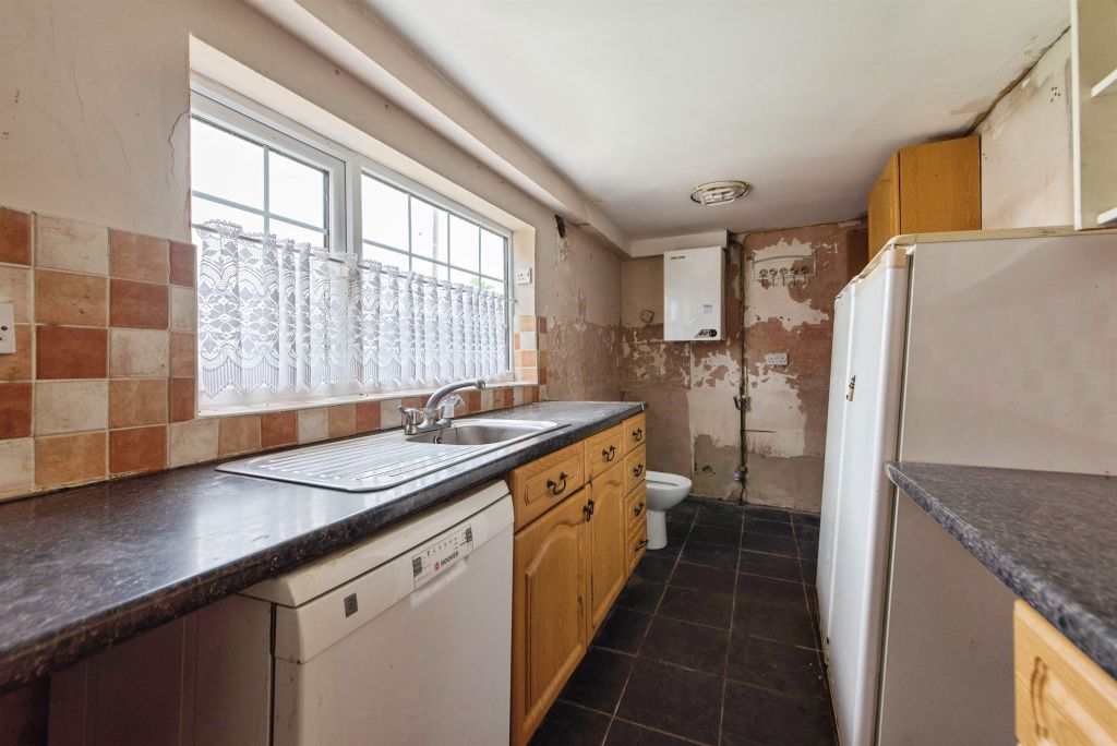Property photo 3 of 24