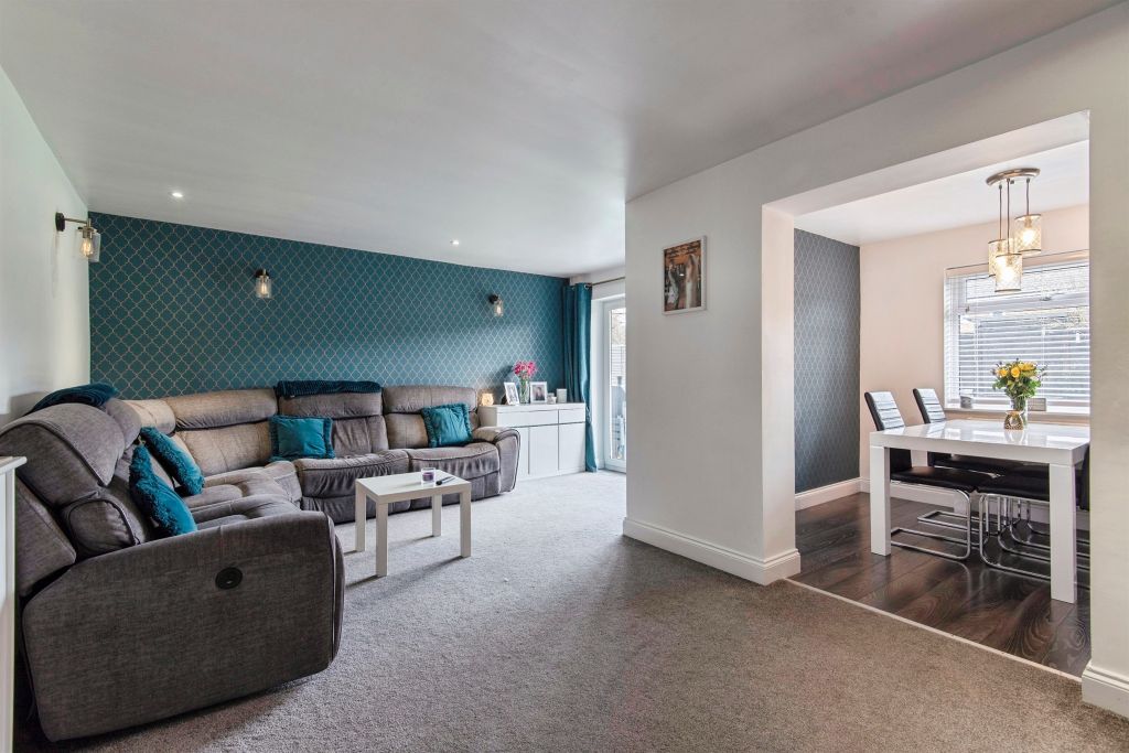 Property photo 3 of 19