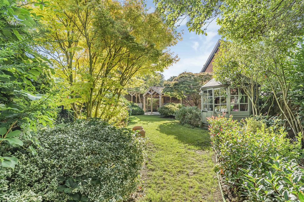 Additional image 18 of 3 bed terraced house for salePearson Road, Sonning RG4