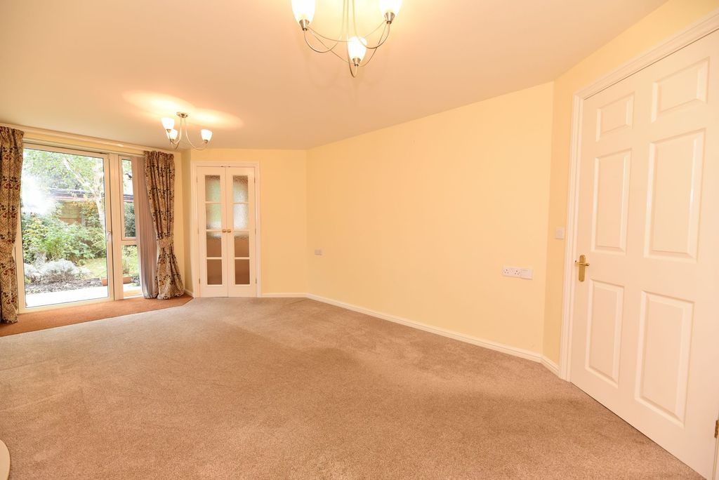 Property photo 3 of 16