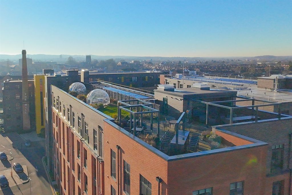 Property photo 1 of 32 Rooftop Terrace