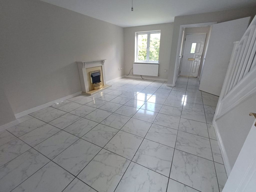 Property photo 2 of 14 Picture No. 22