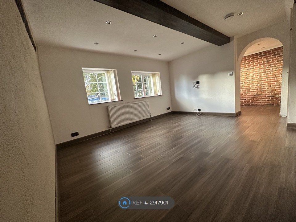 Property photo 3 of 13 Living Room