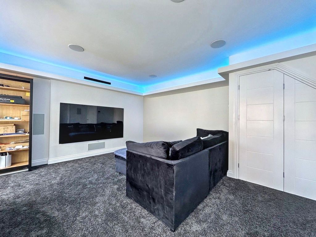 Additional image 8 of 5 bed detached house for saleSwift Grove, Hebburn NE31