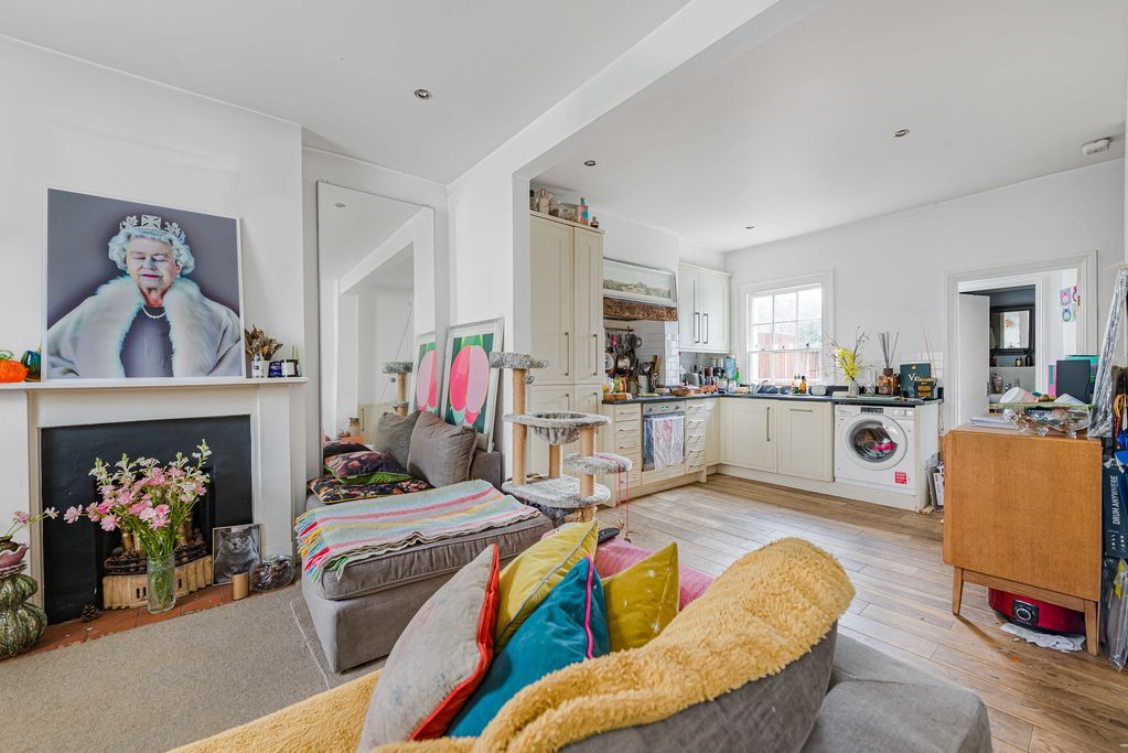 Property photo 2 of 13 Open Plan