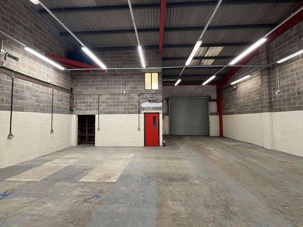 Property photo 2 of 9 Int Pic 22 Kenfig.Jpg