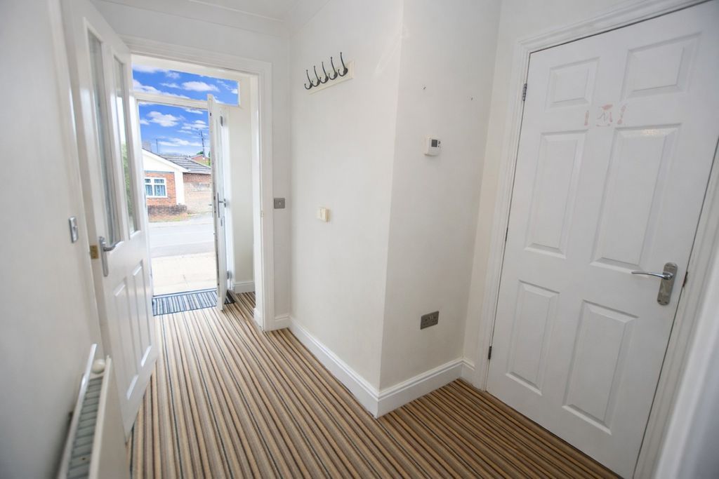 Property photo 3 of 13 Photo 7