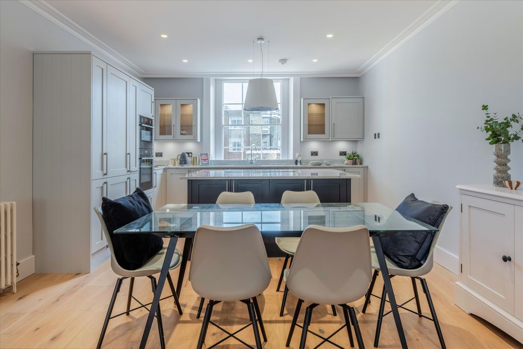 Property photo 2 of 10 Image