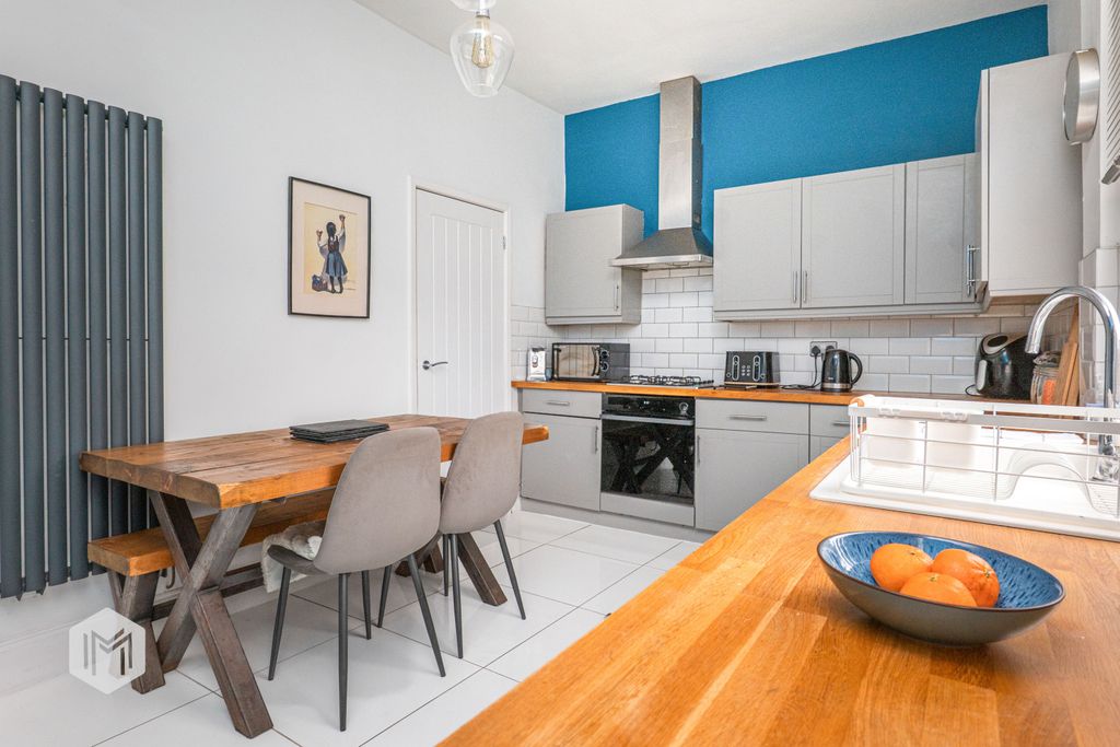 Property photo 3 of 24 Picture No. 04