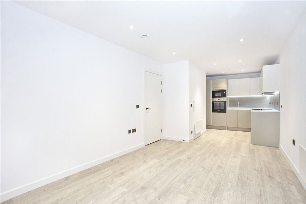 Property photo 3 of 9 Picture No. 04